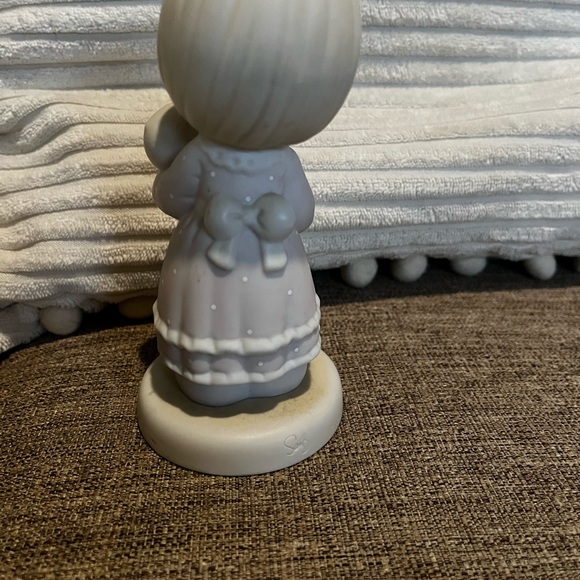 Precious Moments 1991 "A Special Delivery" 521493 - Picture 3 of 5